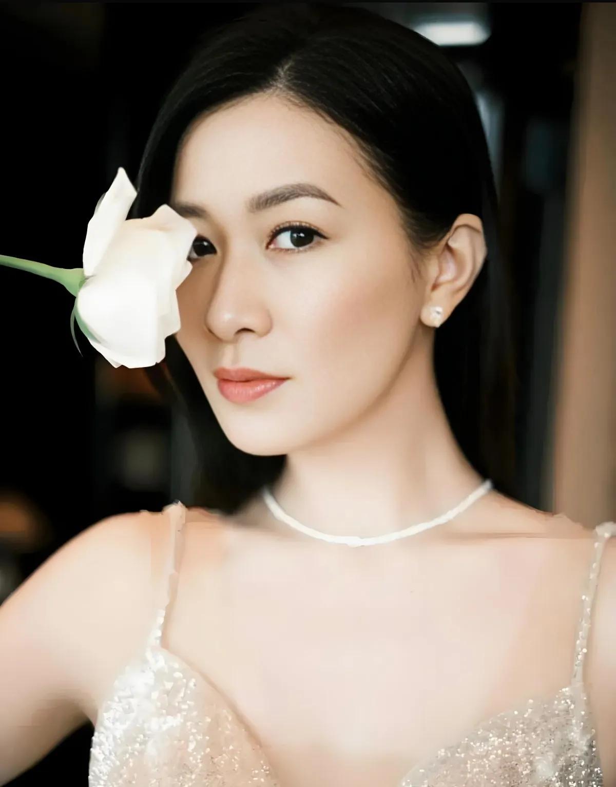 哪位女明星是单身_资深女演员单身现状分析_最美女演员至今未婚名单