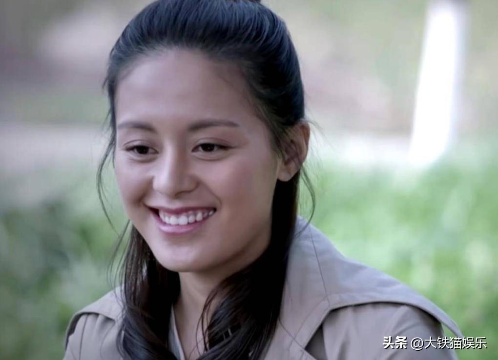 离开滤镜显黑的女明星_皮肤黑的女明星_女明星黑发