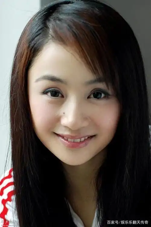 国内雀斑多的女明星_泪痣美女明星推荐_女明星脸上痣的美人