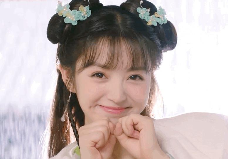 最佳女明星笑容_女明星的笑容_娱乐圈笑容最好看的女星